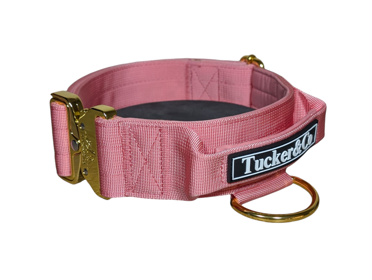 Tucker&Co London Tactical Collar with Handle in Soft Pink.