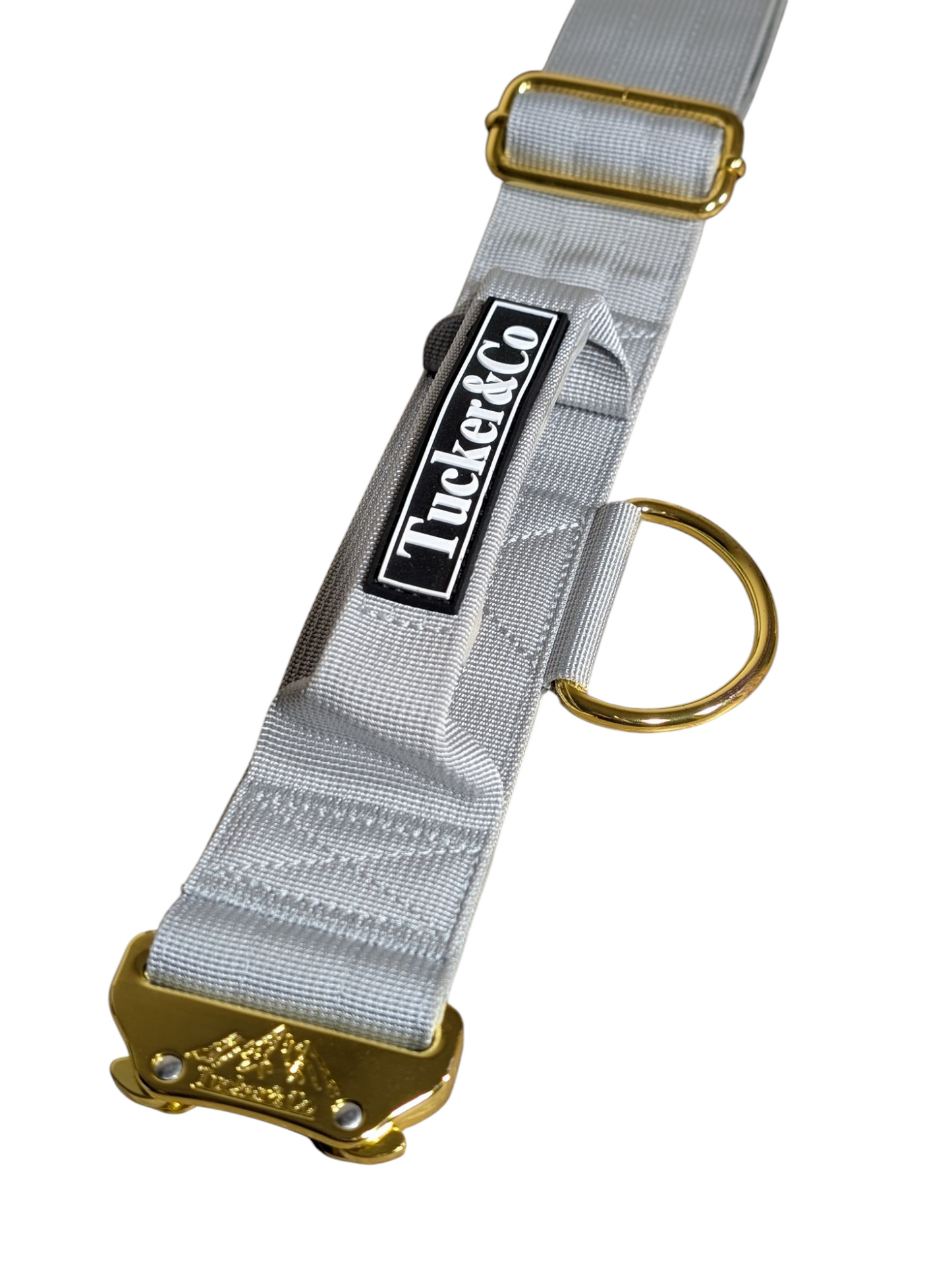 Tucker&Co London Tactical Collar with Handle in Light Grey.